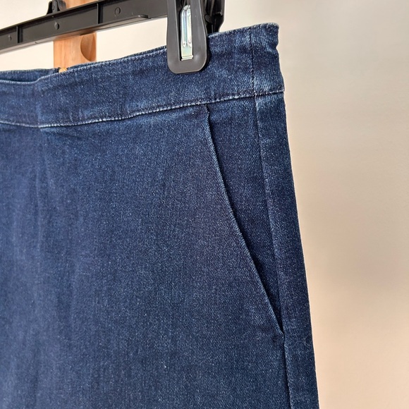 Draper James Scalloped Hem Blue Denim Mini Skirt Sz 6. New. Gold Zipper - Picture 5 of 9